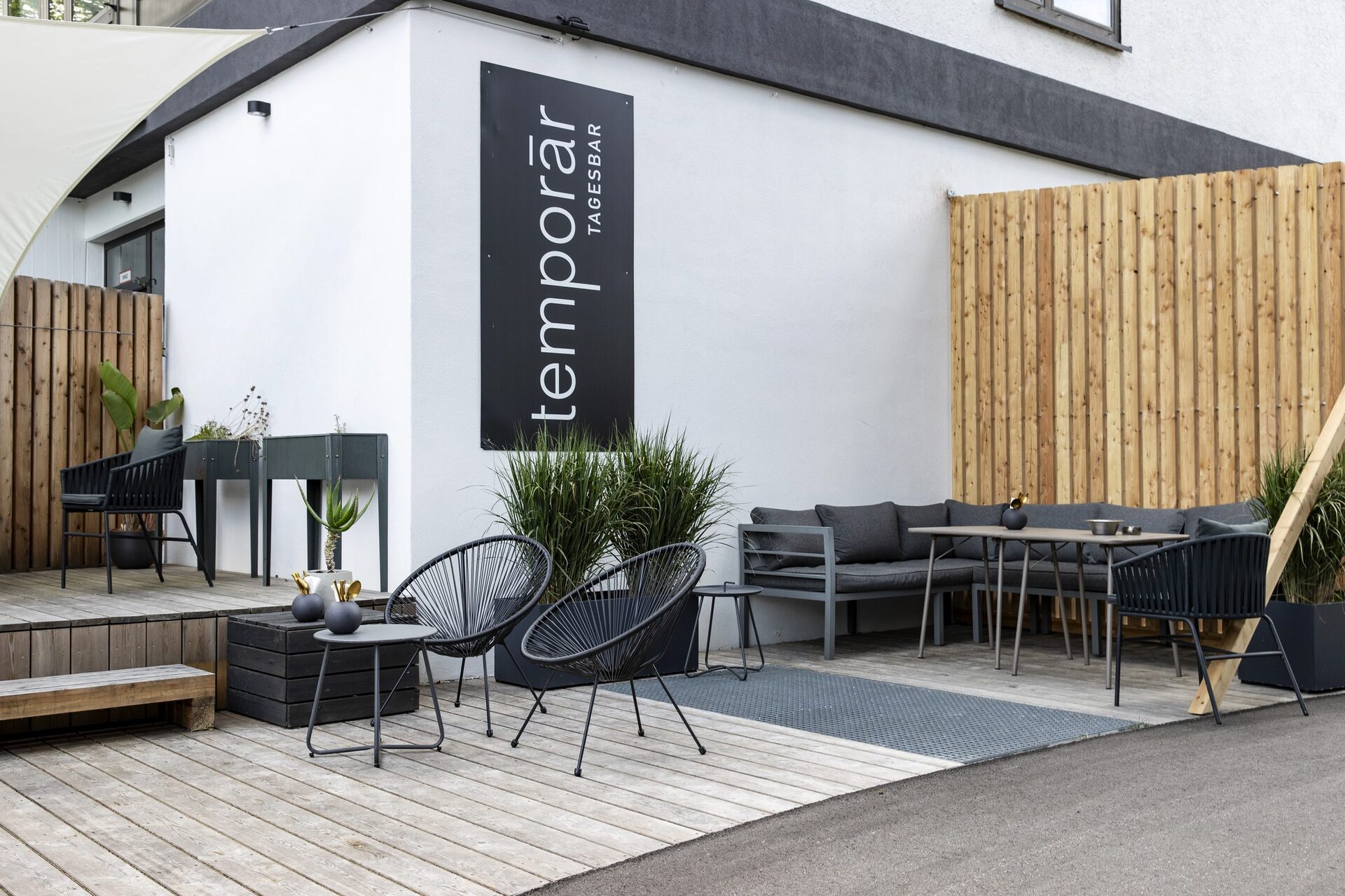 Temporār · Tagesbar mit Branding